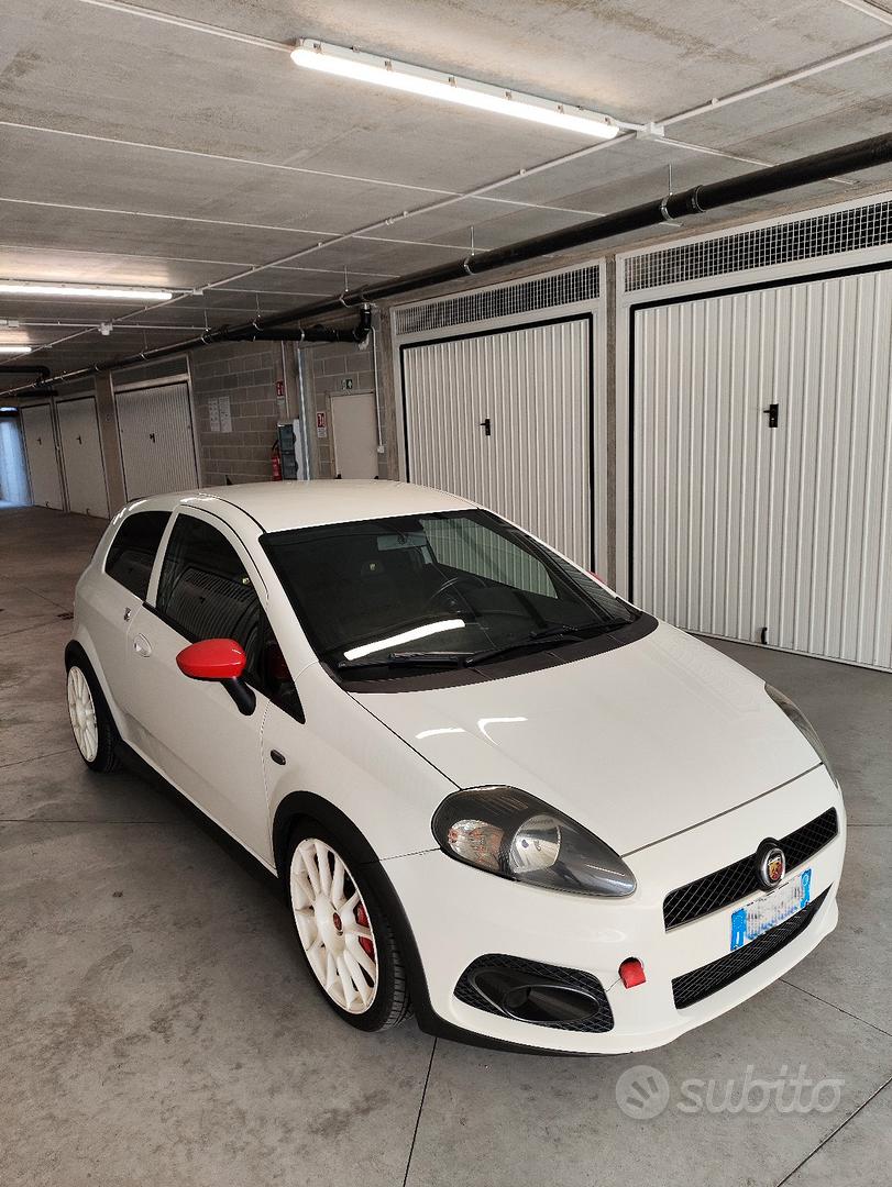 Abarth Grande Punto 2008 photo 2