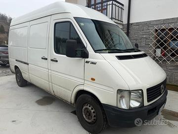VOLKSWAGEN LT 35 2.5 TDI DEL 2003 16.000 KG DI POR