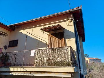 San Martino al Cimino Appartamento con balconi