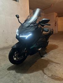 T Max 560 2025 Icon Black Garanzia 7 Anni