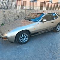Porsche 924 