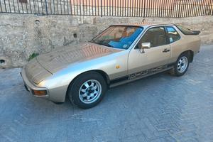 Porsche 924 
