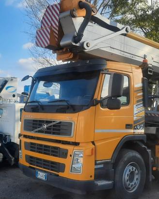 Piattaforma aerea OIL&STEEL EAGLE 42 30
