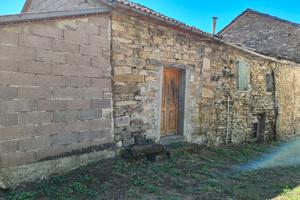 Terreno con Rustico da riqualificare,Castellonchio