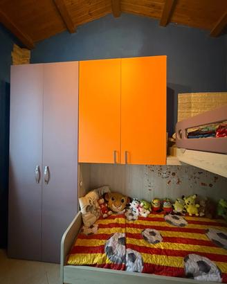 Cameretta due posti letto a ponte sollevato