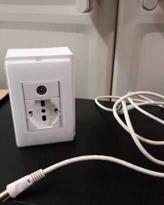 SCATOLA CON SPINA ELETTRICA E SPINA TV