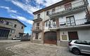 centro-porzione-di-corte-con-due-appartamenti-