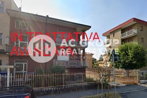 Trilocale con Box in Solaro