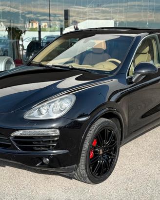 Porsche Cayenne 3.0 D TETTO/PELLE/"21 IMPECCABILE