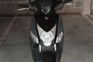 Kymco Agility 200i