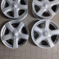 Cerchi in lega 17” Isuzu