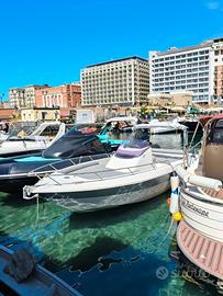 Barca Walk Around 7,5-2x Volvo Penta 130CV -