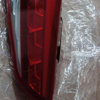 Stop  Hyundai Tucson lato guida