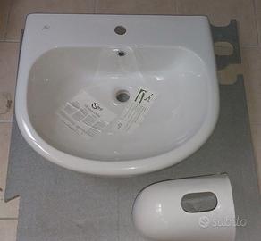 Lavabi Ideal Standard serie Tesi con semicolonna
