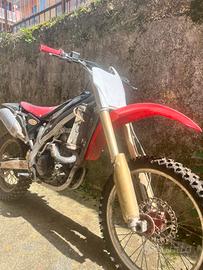 Honda CRF 450 2006   intera con pezzi di ricambio