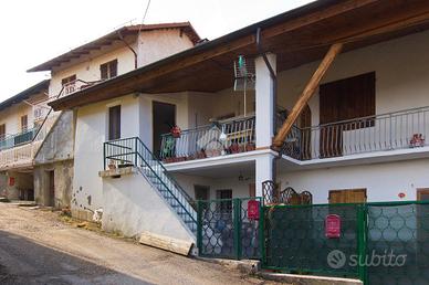 CASA SEMINDIPENDENTE A VAL DELLA TORRE