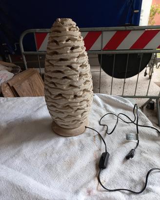 lampada in pietra 
