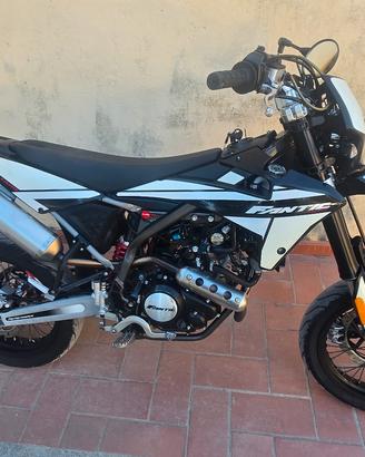 fantic 125 motard 2022 finanziabile 