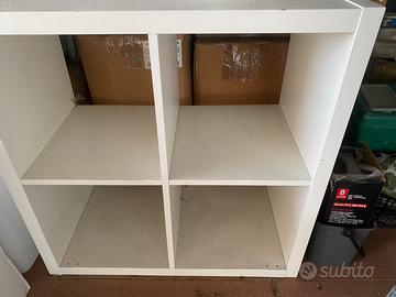 IKEA KALLAX: Mobile a 4 cubi bianco