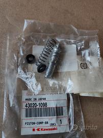 PISTONCINO POMPA FRENO ANTERIORE ORIGINALE KAWASAK