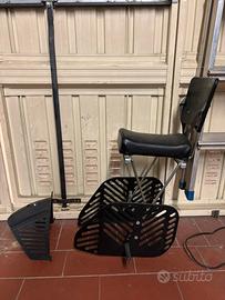 Seggiolino bicicletta posteriore con schienale