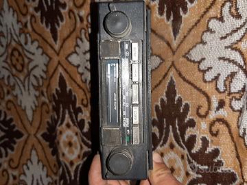 Autoradio mangia cassetta vintage