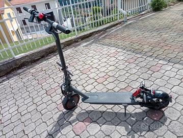 monopattino elettrico 