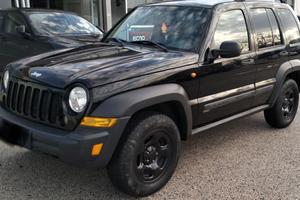 Jeep Cherokee 2.8 crd