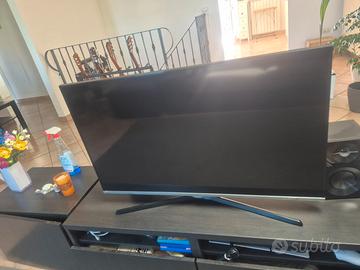 Televisione Samsung UE40J5100AW