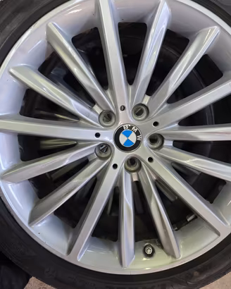 Cerchi in lega BMW originali 19” argento – Compati