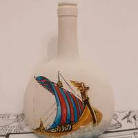 Bottiglia Dipinta A Mano. Nave Vichinga. Vintage.
