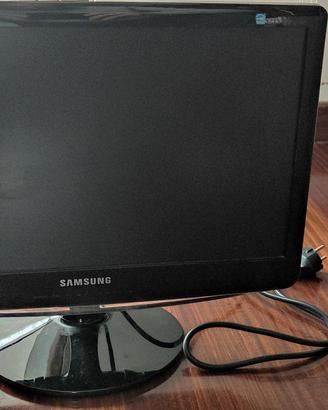 TV Samsung 19"