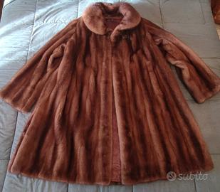 Pelliccia lunga di visone marrone 