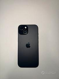 iPhone 15 128GB + cover + 2 vetri protettivi