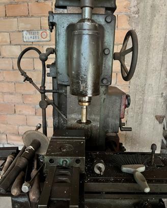 Fresa antica 1943 funzionante