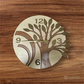 Orologio da parete in legno