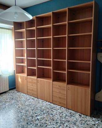 libreria a muro