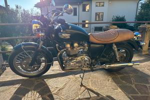 Triumph Bonneville 2000 - Black