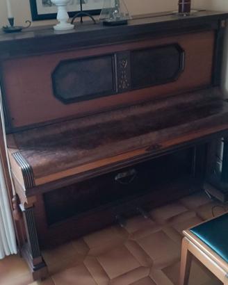 Pianoforte Verticale Antico