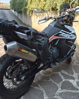 KTM 790 ADVENTURE