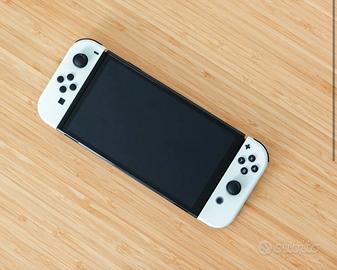 nintendo switch oled bianca