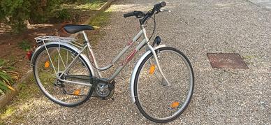 Bici Trekking Donna ruota 28