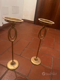 Caldelabri in metallo dorato