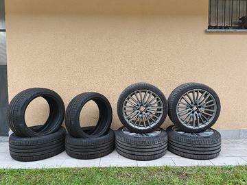 Doppio set di gomme e 4 cerchioni alfa Giuli