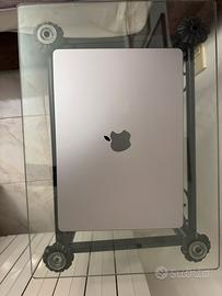 MACBOOK M3 PRO 14”/8GB/SSD 512GB/CPU 8 core GPU 10