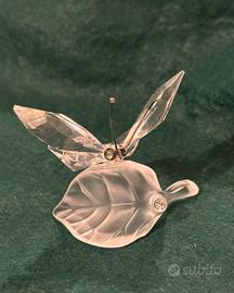 Swarovski farfalla su foglia