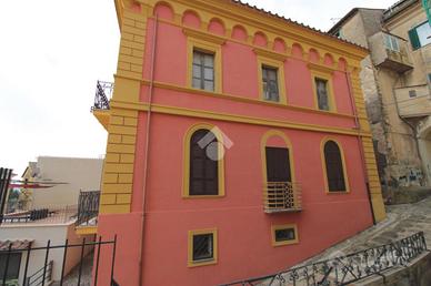 5 LOCALI A POGGIO MIRTETO