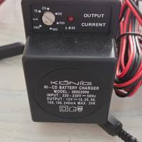 BATTERY CHARGER CARICA BATTERIA  LOTTO 4 PEZZI