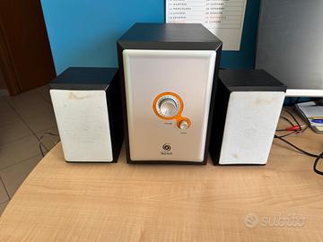 Sistema audio 2.1 con subwoofer