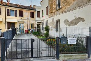 Casa indipendente cielo terra con scoperto Copparo